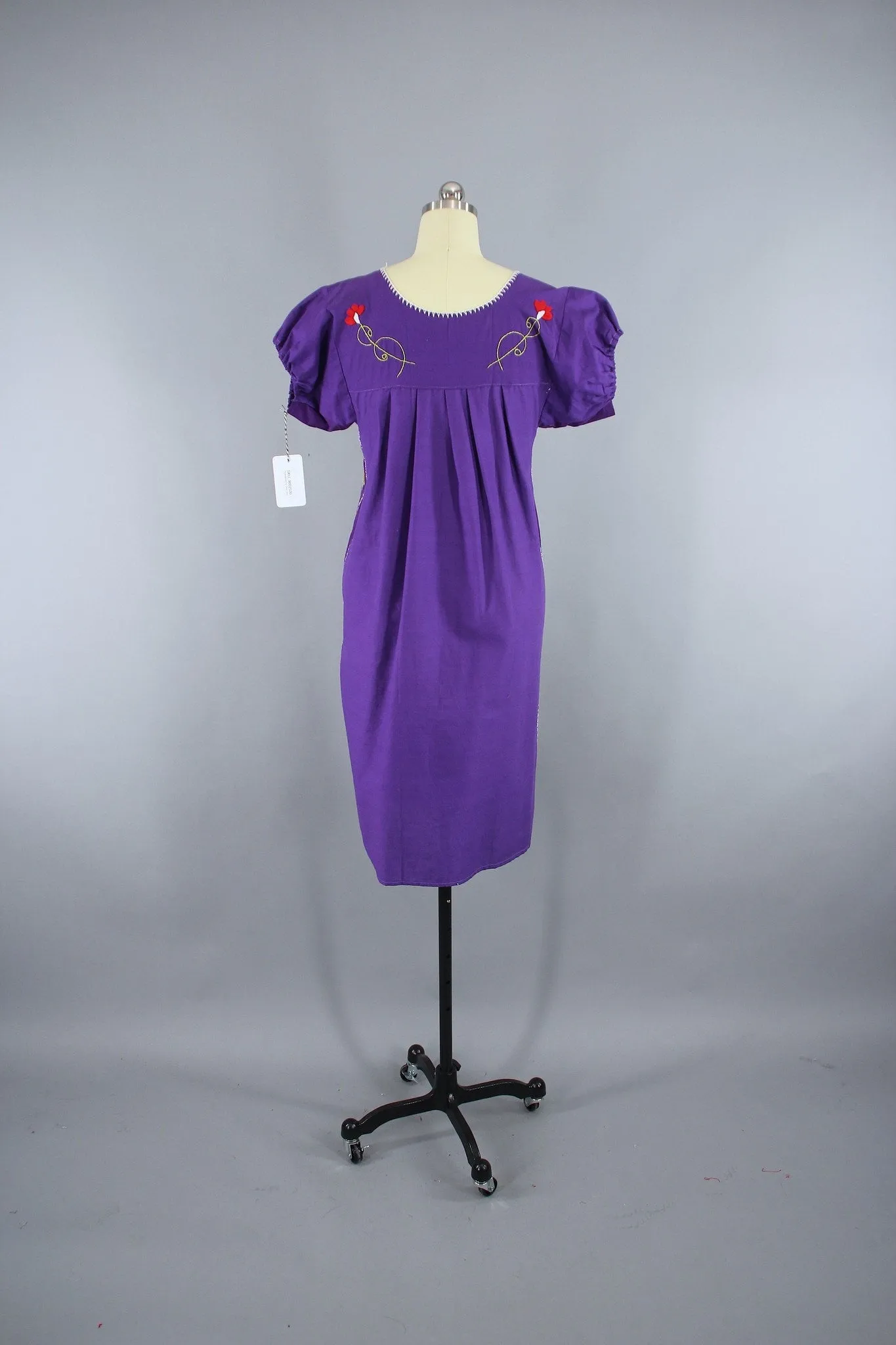 1970s Vintage Purple Mexican Oaxacan Embroidered Huipil Caftan Dress